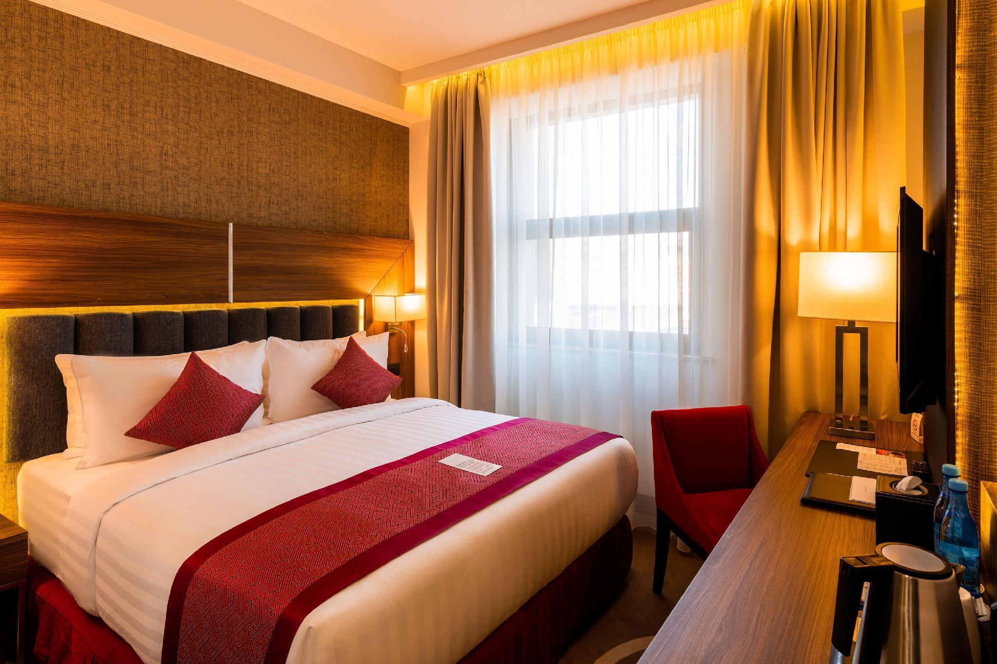 Ramada Hotel & Suites By Wyndham Jerevan Eksteriør billede