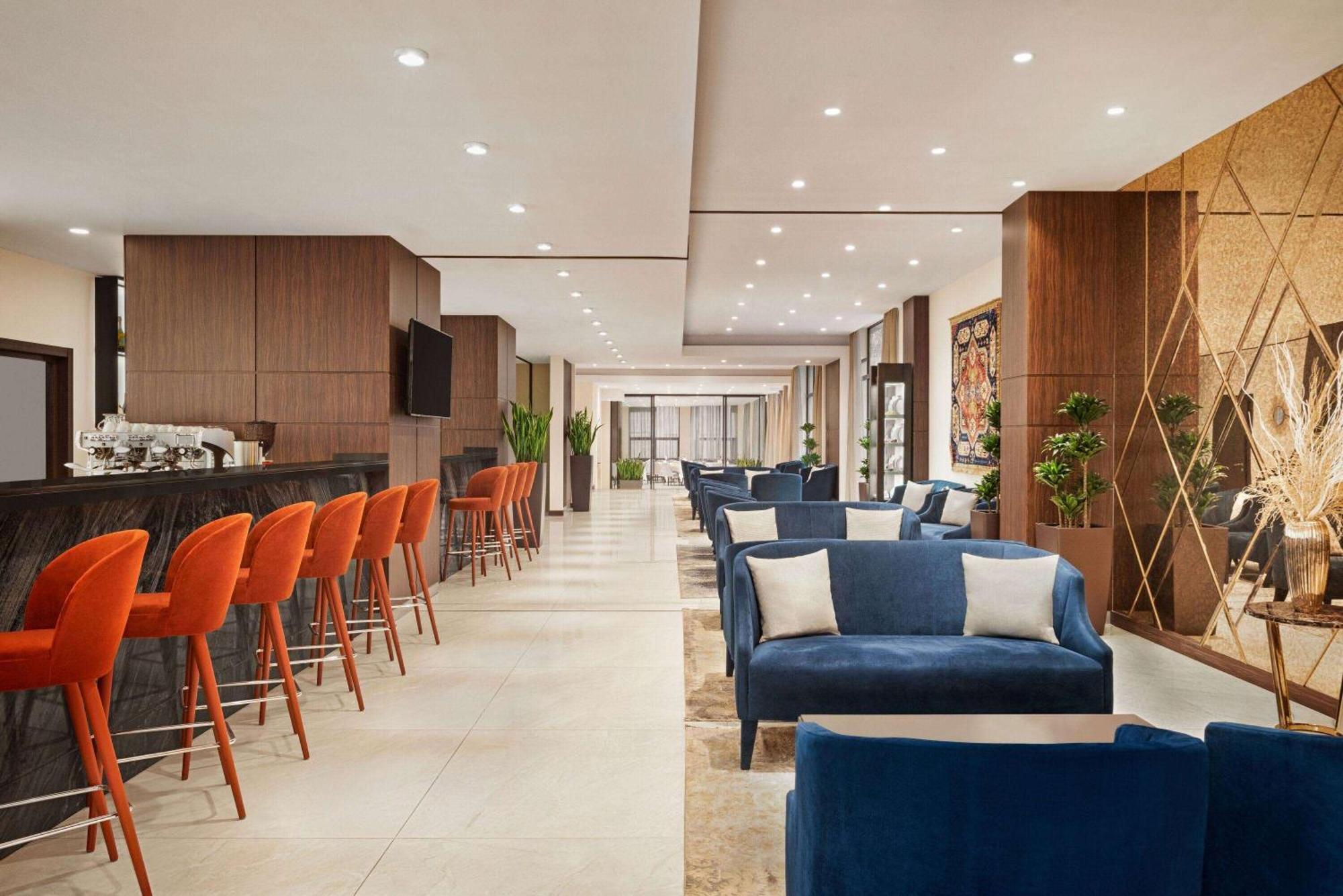 Ramada Hotel & Suites By Wyndham Jerevan Eksteriør billede