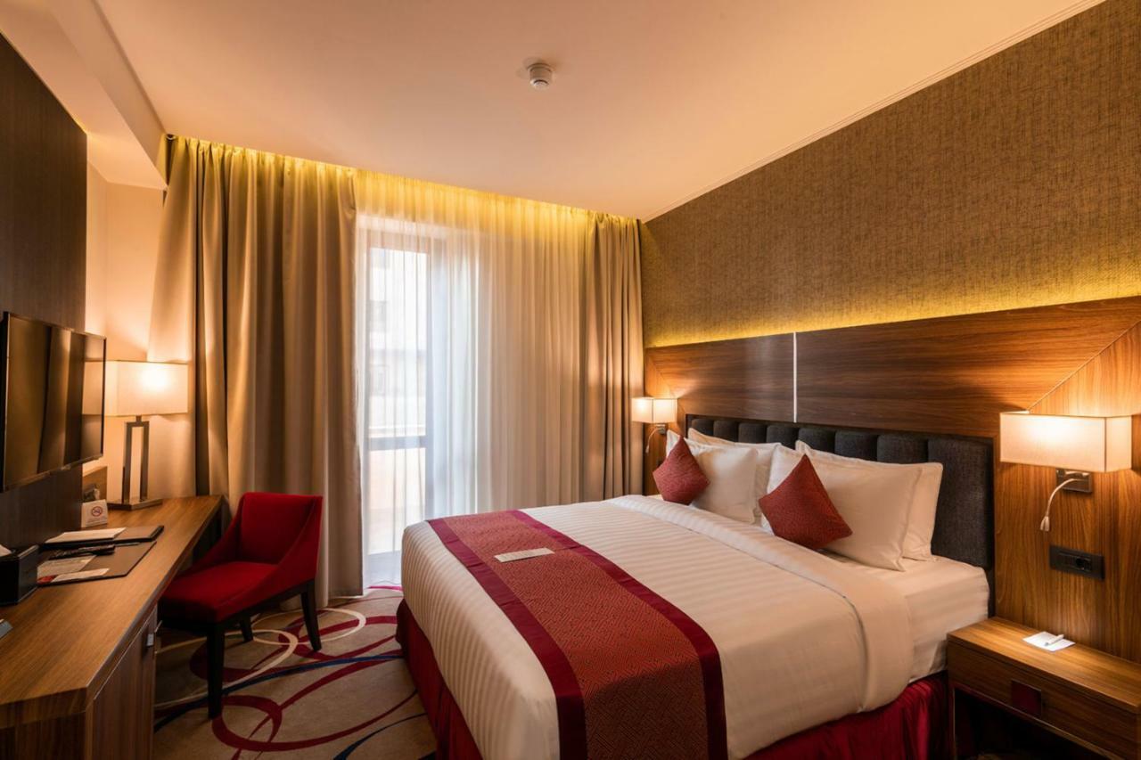 Ramada Hotel & Suites By Wyndham Jerevan Eksteriør billede