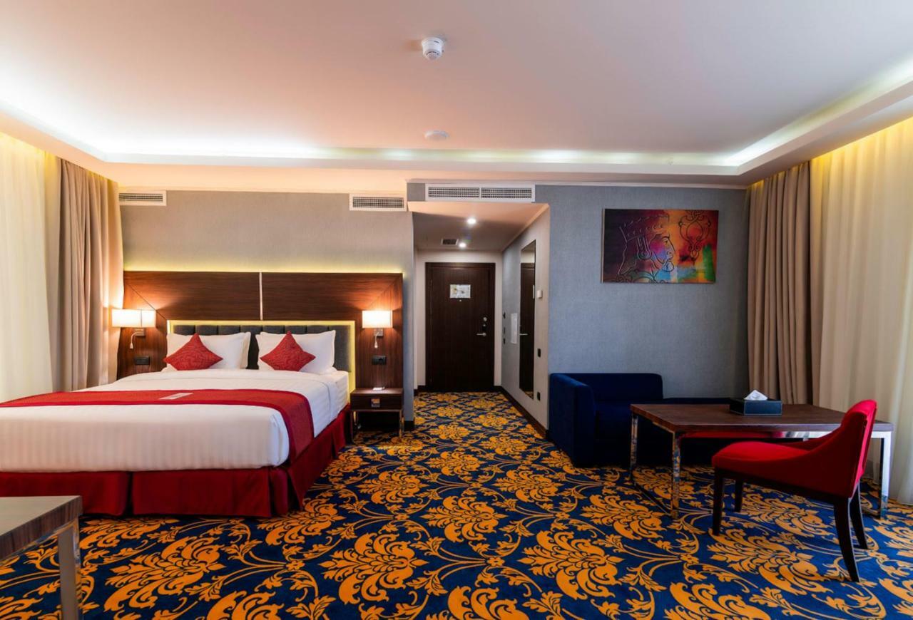 Ramada Hotel & Suites By Wyndham Jerevan Eksteriør billede